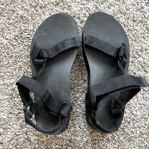 Teva platform black Sandals
